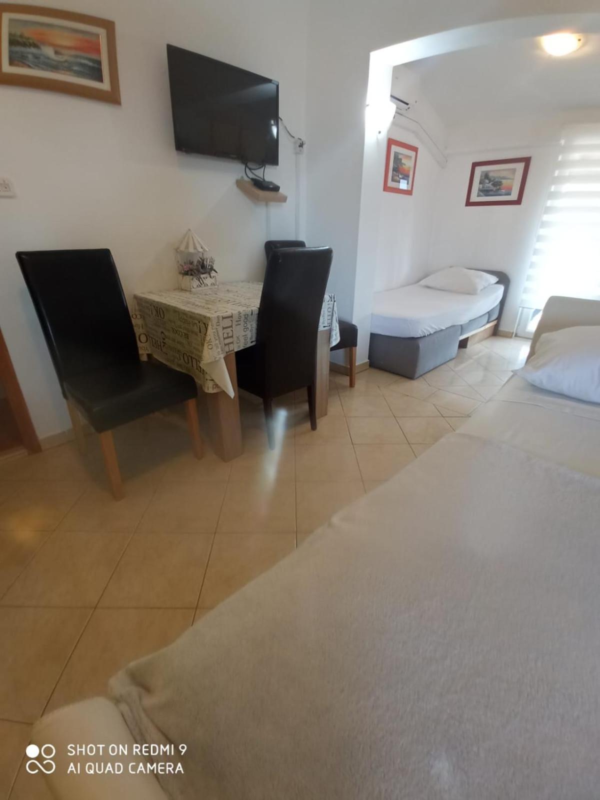 Apartmani Andelo, Tommy, Leon Bibinje Extérieur photo